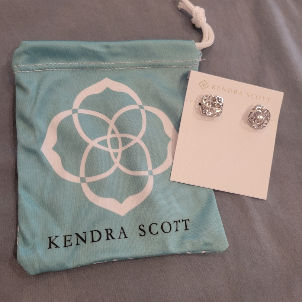Kendra Scott Tima Oversized Earrings in Silver Filigree